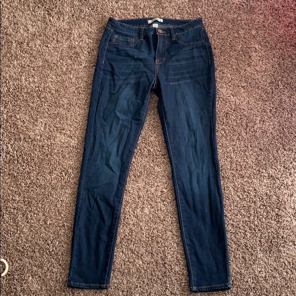 Refuge size 8 jeans